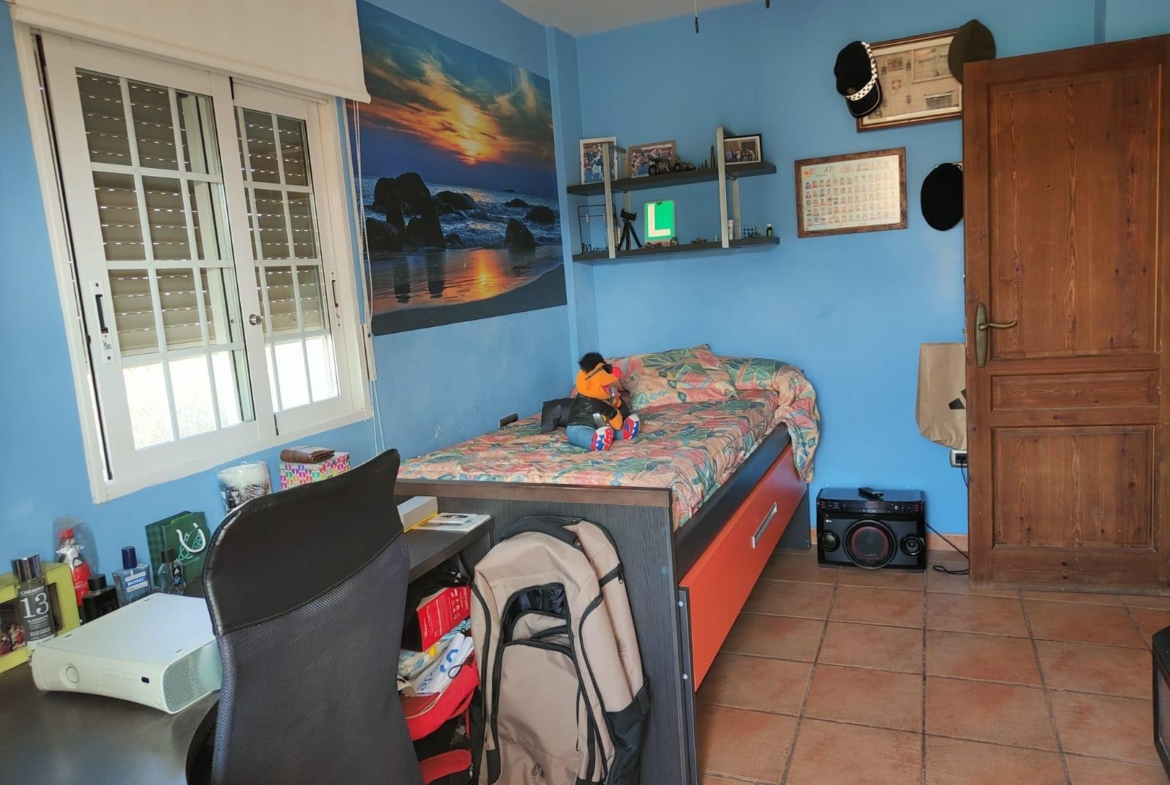 DETACHED VILLA, SPACIOUS WITH PRIVACY IN A NATURAL ENVIRONMENT IN LA NUCIA