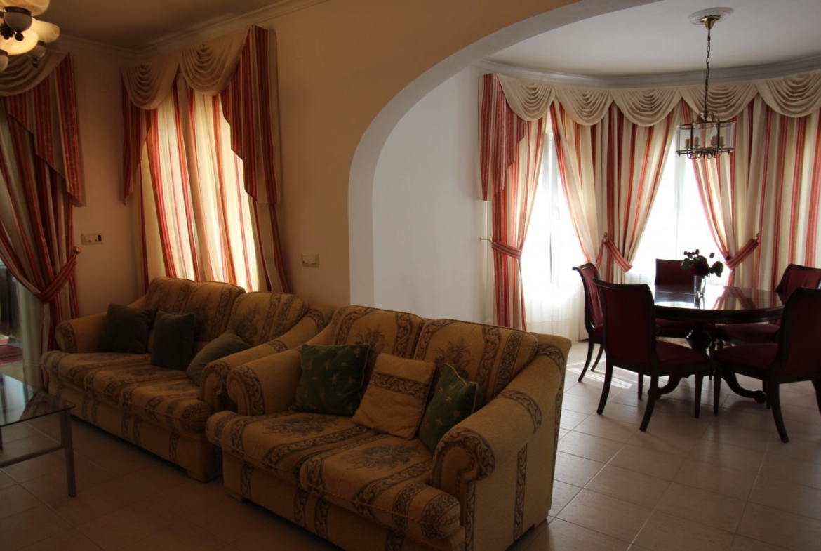 LUXURY MOUNTAIN VILLA MET ZEEZICHT