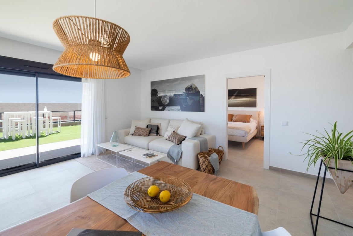 NEW APARTMENTS FOR SALE IN GRAN ALACANT, AT 20 MINUTES FROM ALICANTE and ELCHE, COSTA BLANCA