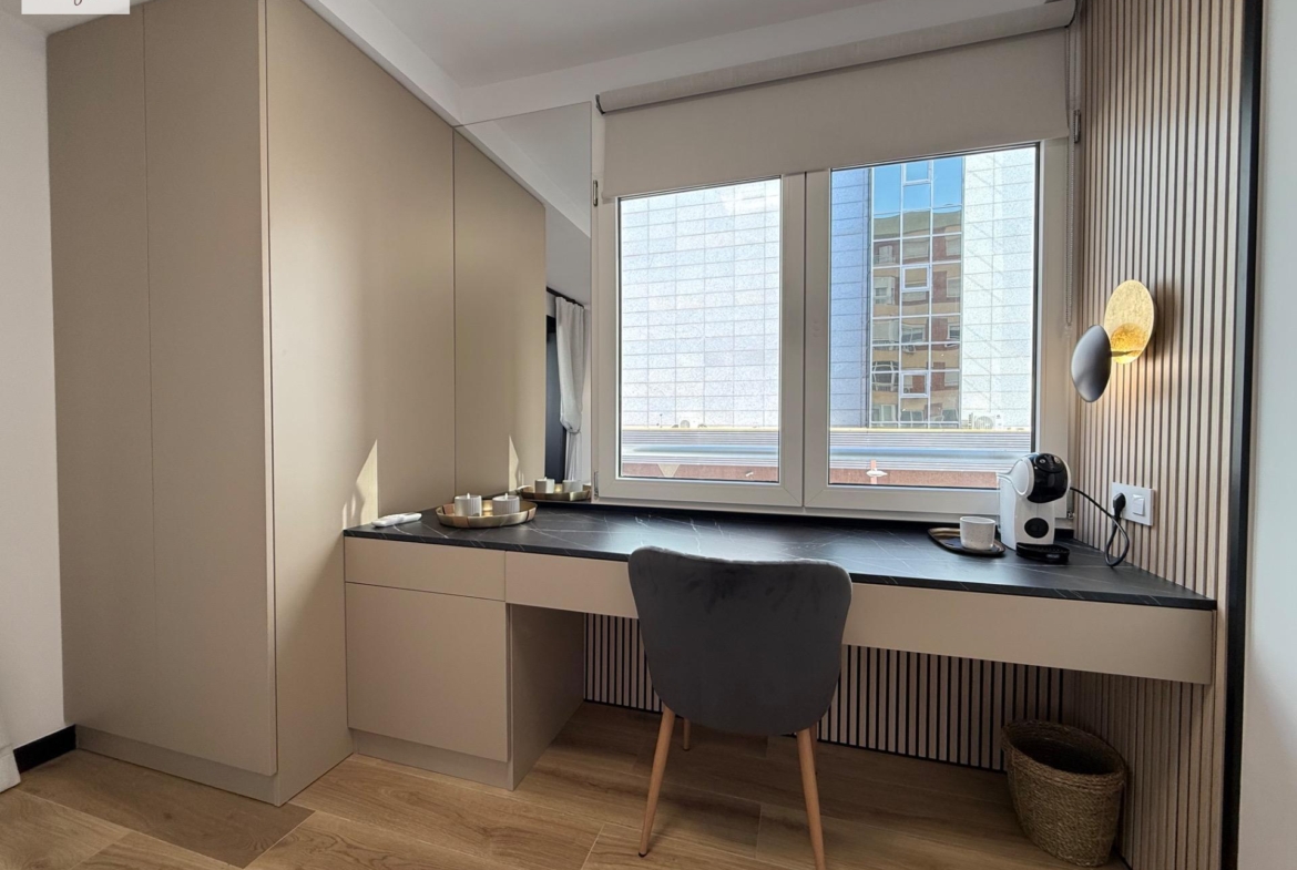 Tourist License Aparthotel-Style Apartment for Sale – Turnkey Business in the Heart of Alicante