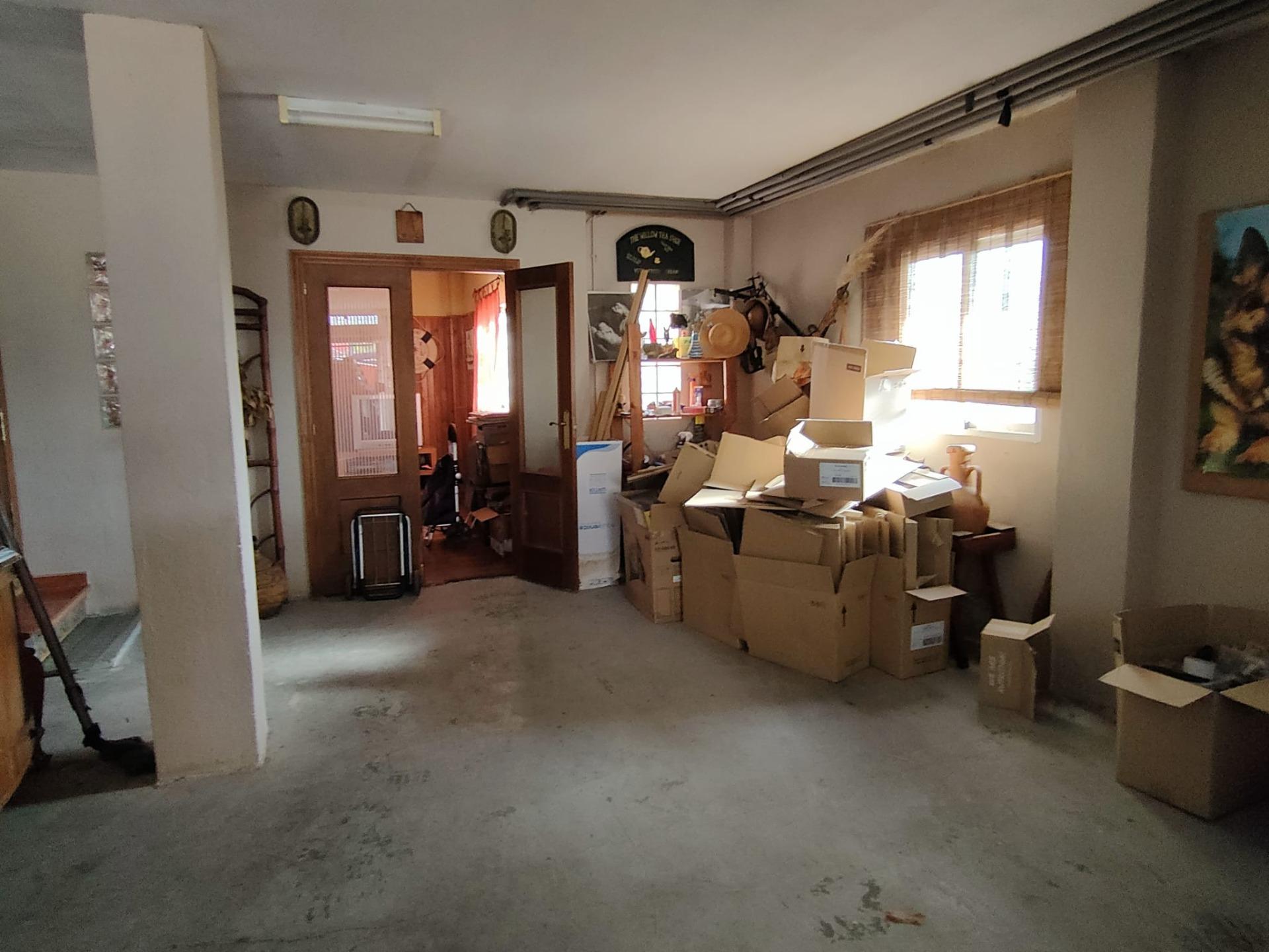 9-72-1 DETACHED VILLA, SPACIOUS WITH PRIVACY IN A NATURAL ENVIRONMENT IN LA NUCIA