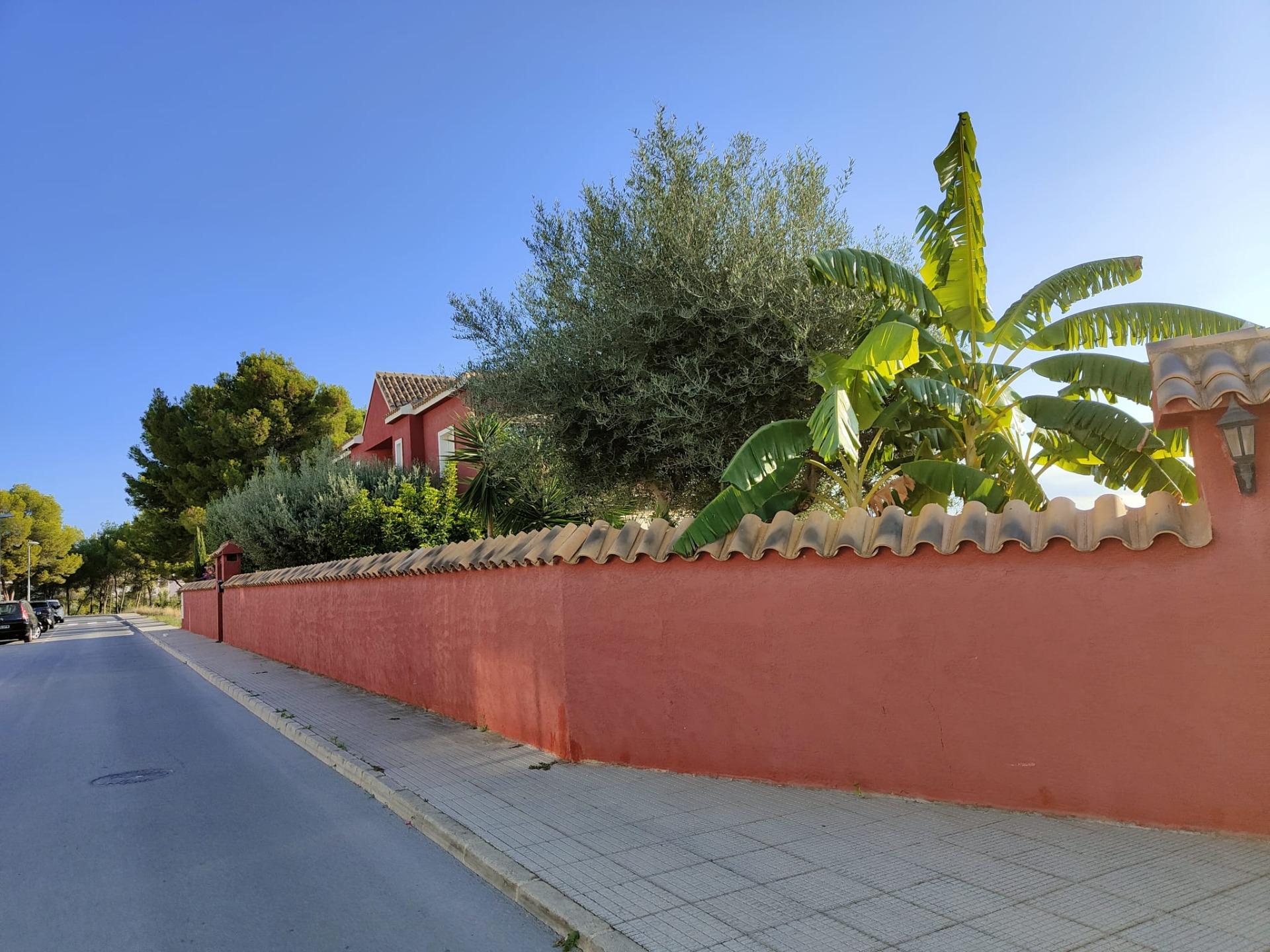 9-75-1 DETACHED VILLA, SPACIOUS WITH PRIVACY IN A NATURAL ENVIRONMENT IN LA NUCIA