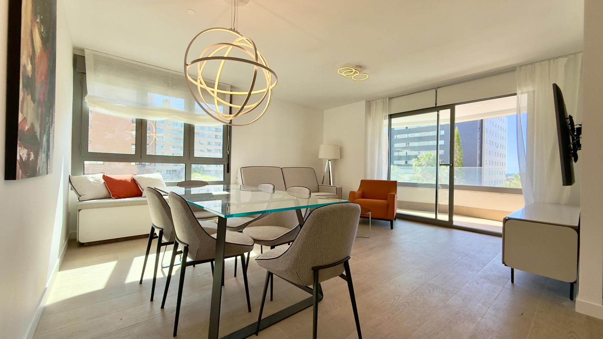 Familie comfort en moderne stijl in het hart van Alicante