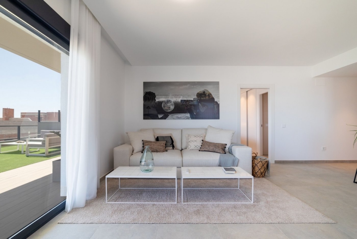 NEW APARTMENTS FOR SALE IN GRAN ALACANT, AT 20 MINUTES FROM ALICANTE and ELCHE, COSTA BLANCA