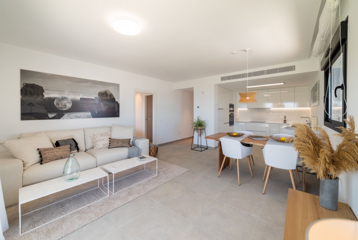 NEW APARTMENTS FOR SALE IN GRAN ALACANT, AT 20 MINUTES FROM ALICANTE and ELCHE, COSTA BLANCA