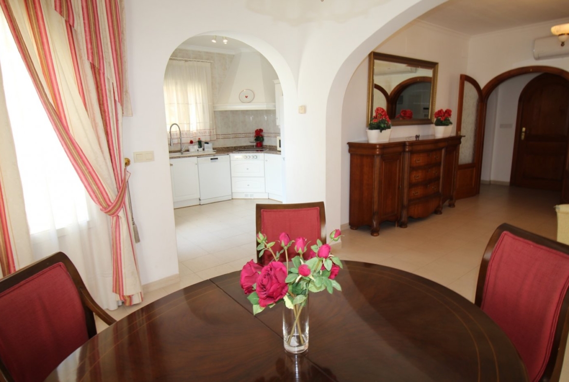LUXURY MOUNTAIN VILLA MET ZEEZICHT