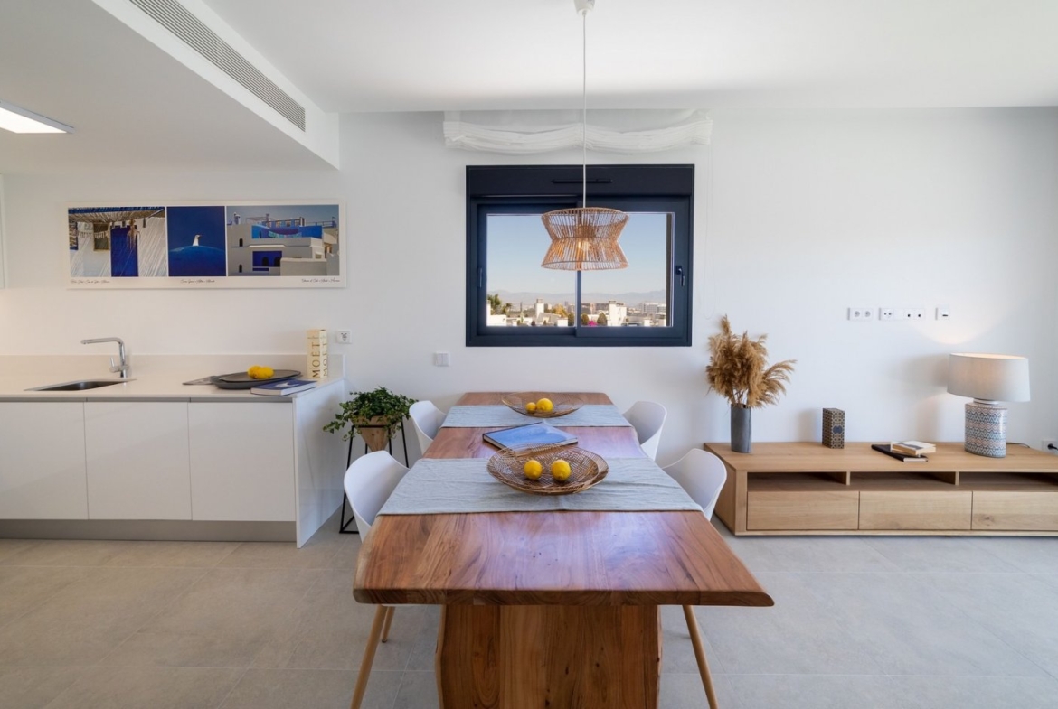 NEW APARTMENTS FOR SALE IN GRAN ALACANT, AT 20 MINUTES FROM ALICANTE and ELCHE, COSTA BLANCA