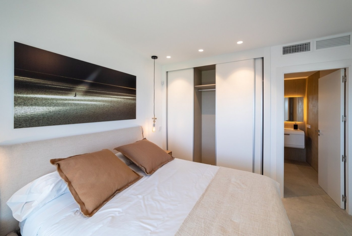 NEW APARTMENTS FOR SALE IN GRAN ALACANT, AT 20 MINUTES FROM ALICANTE and ELCHE, COSTA BLANCA
