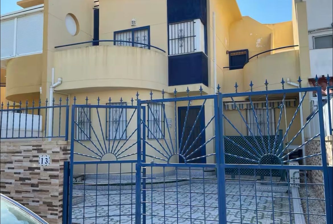 House with View of Pink Salt Lake